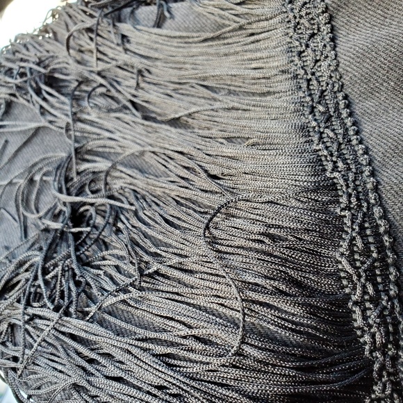 LAST PAIR!! ZARA WOMAN HIGH RISE FRINGED JEANS - Picture 7 of 8